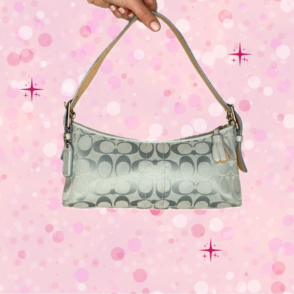 💎 Vintage Y2K Coach Signature East West Demi Baguette Purse in Ice Blue 💎